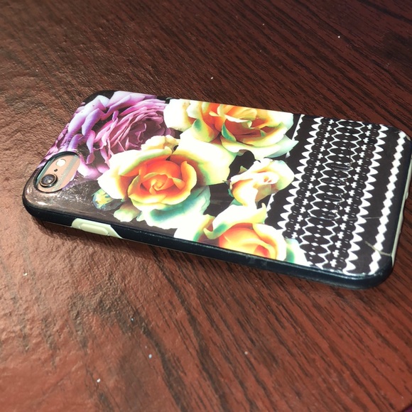 Beautiful Flowered iPhone 6/6s Case - Picture 4 of 4